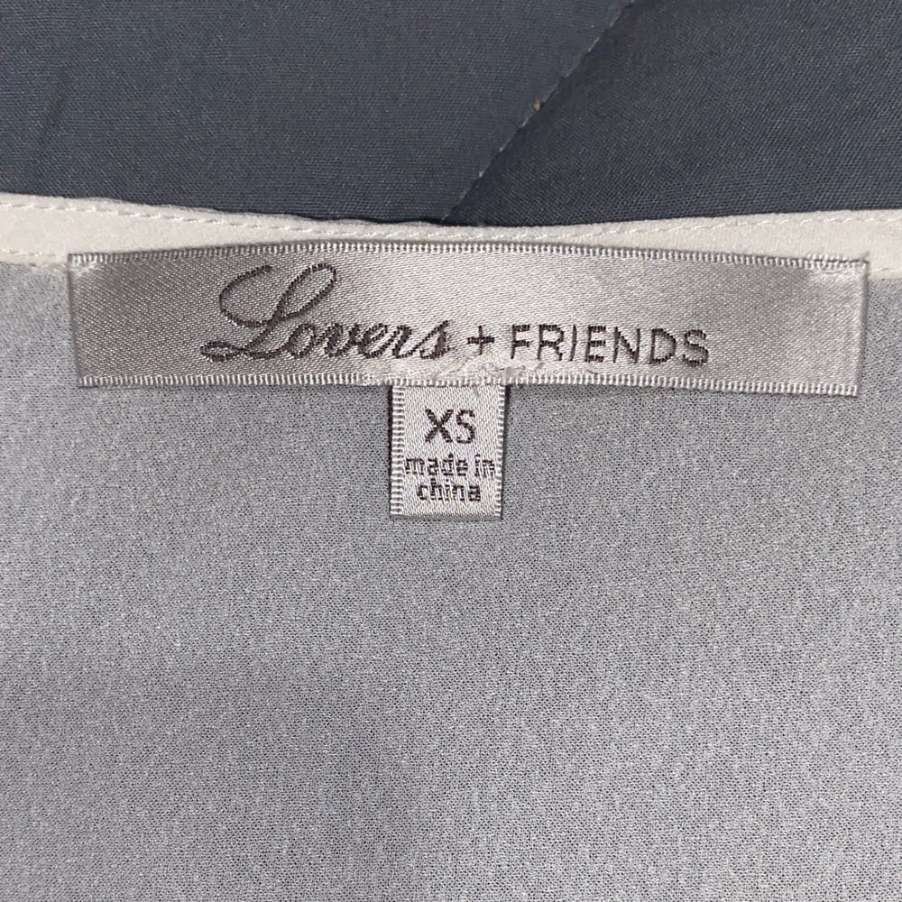 Lovers + Friends White V-Neck Lace-Hem Long Sleeve Blouse - Picture 2 of 5